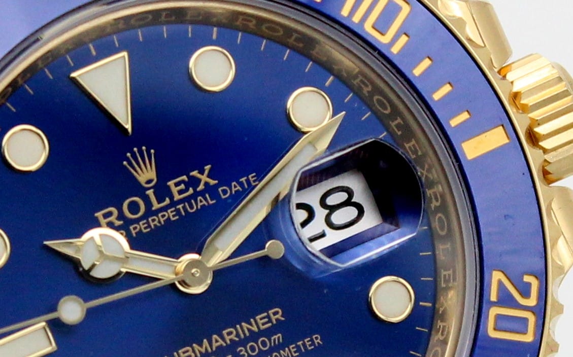 Rolex Submariner 18k Yellow Gold Blue Dial 116618LB 3 crop
