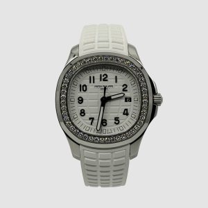 Patek Philippe 5267/200A-010 White Aquanaut 39mm 2026