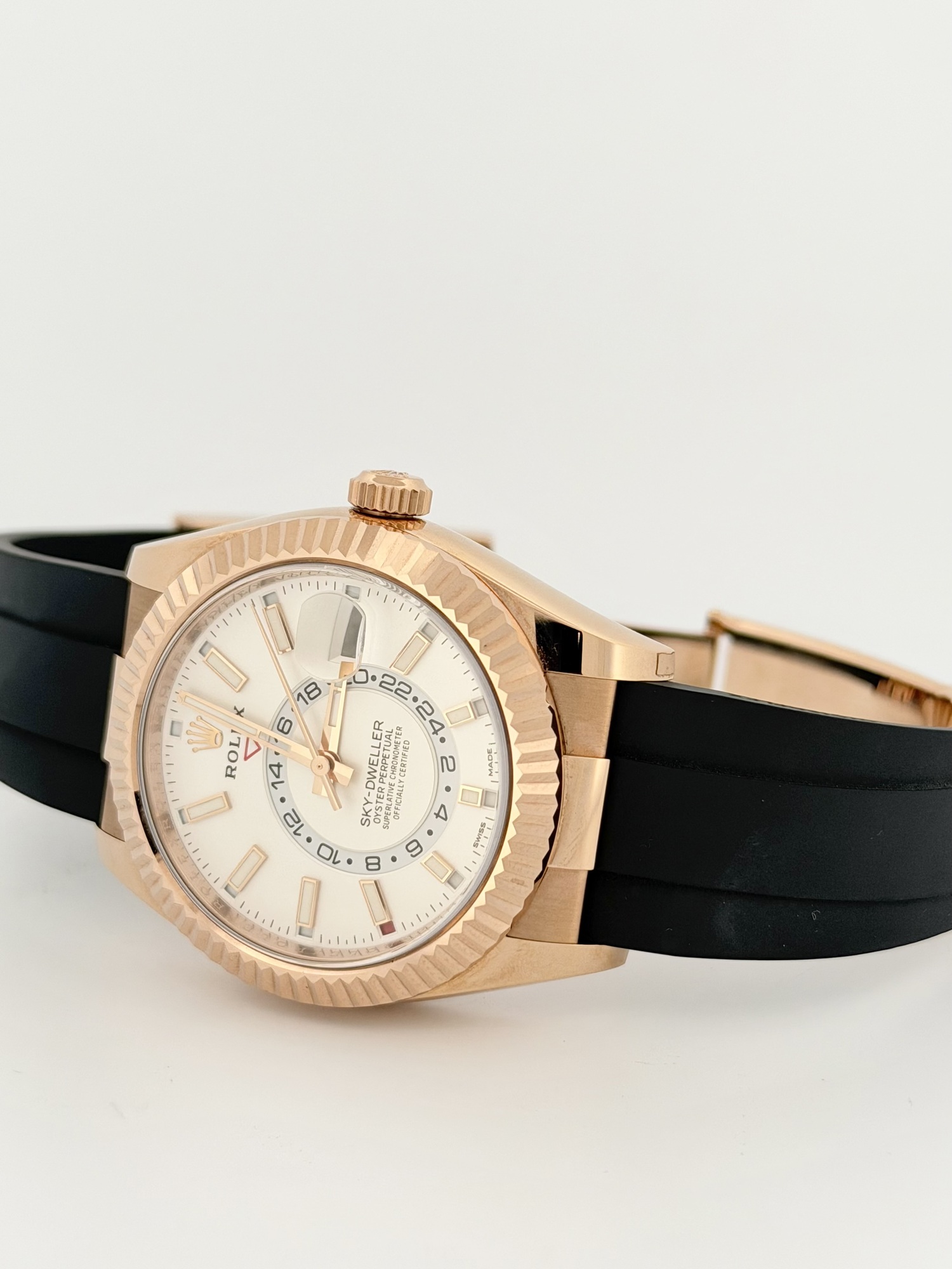 Rolex Sky-Dweller, photograph 12