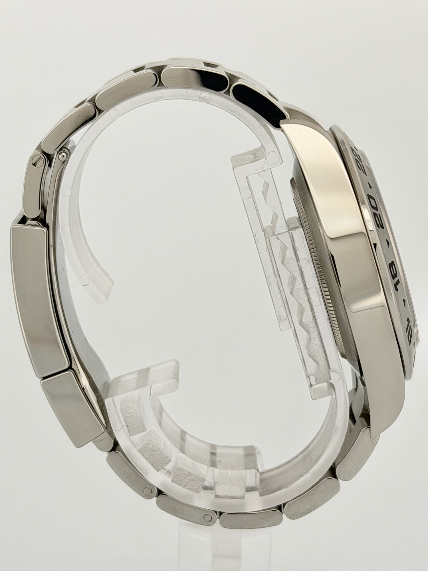 Rolex Explorer II, photograph 5