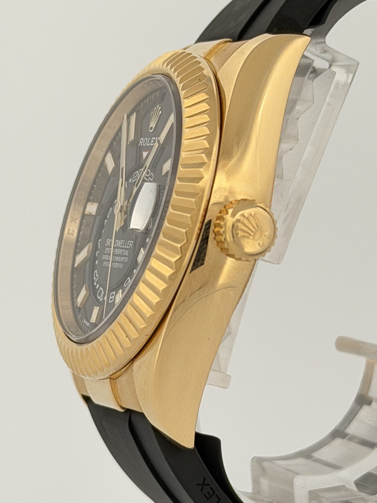 Rolex Sky-Dweller, photograph 3