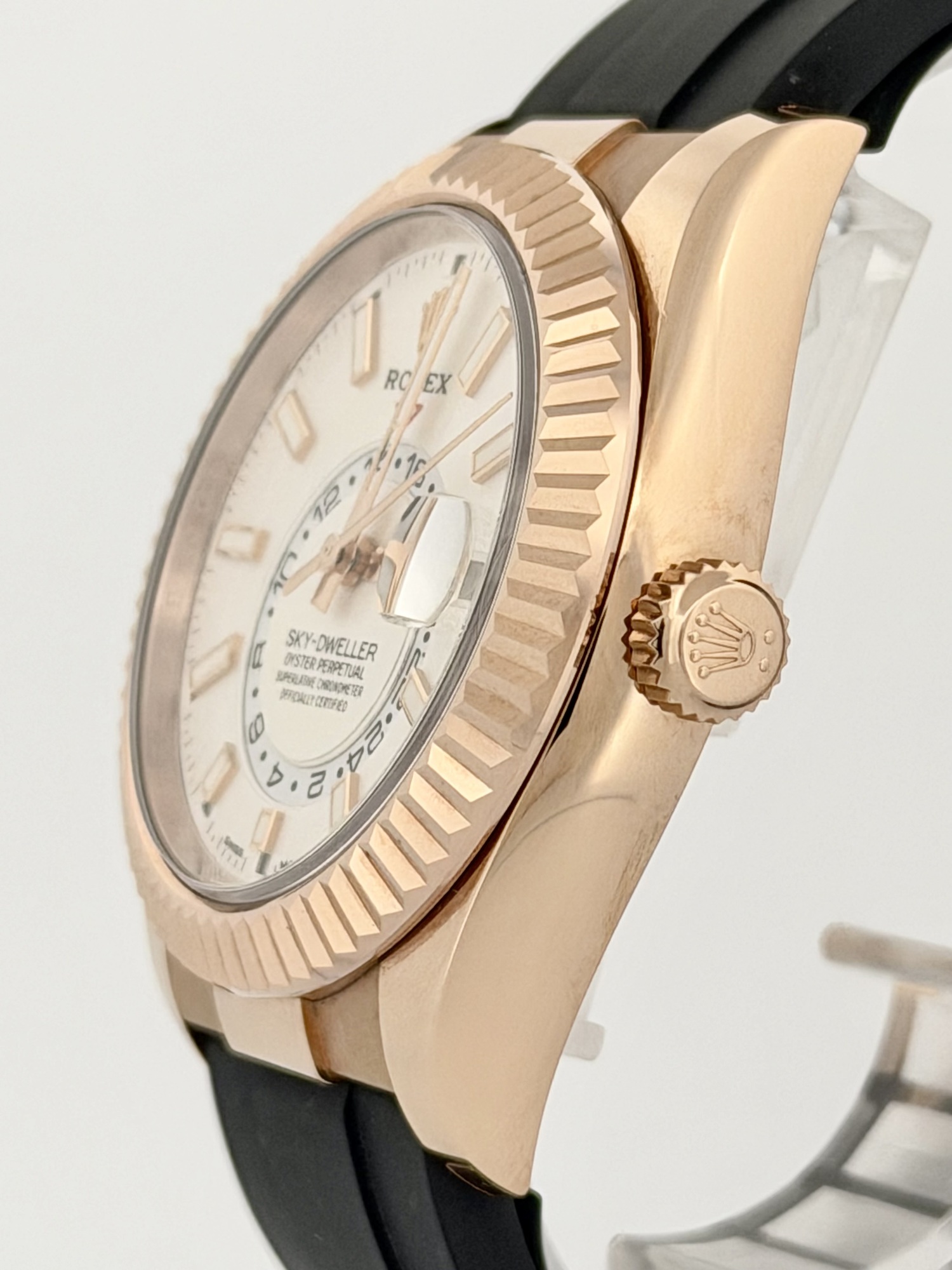 Rolex Sky-Dweller, photograph 3