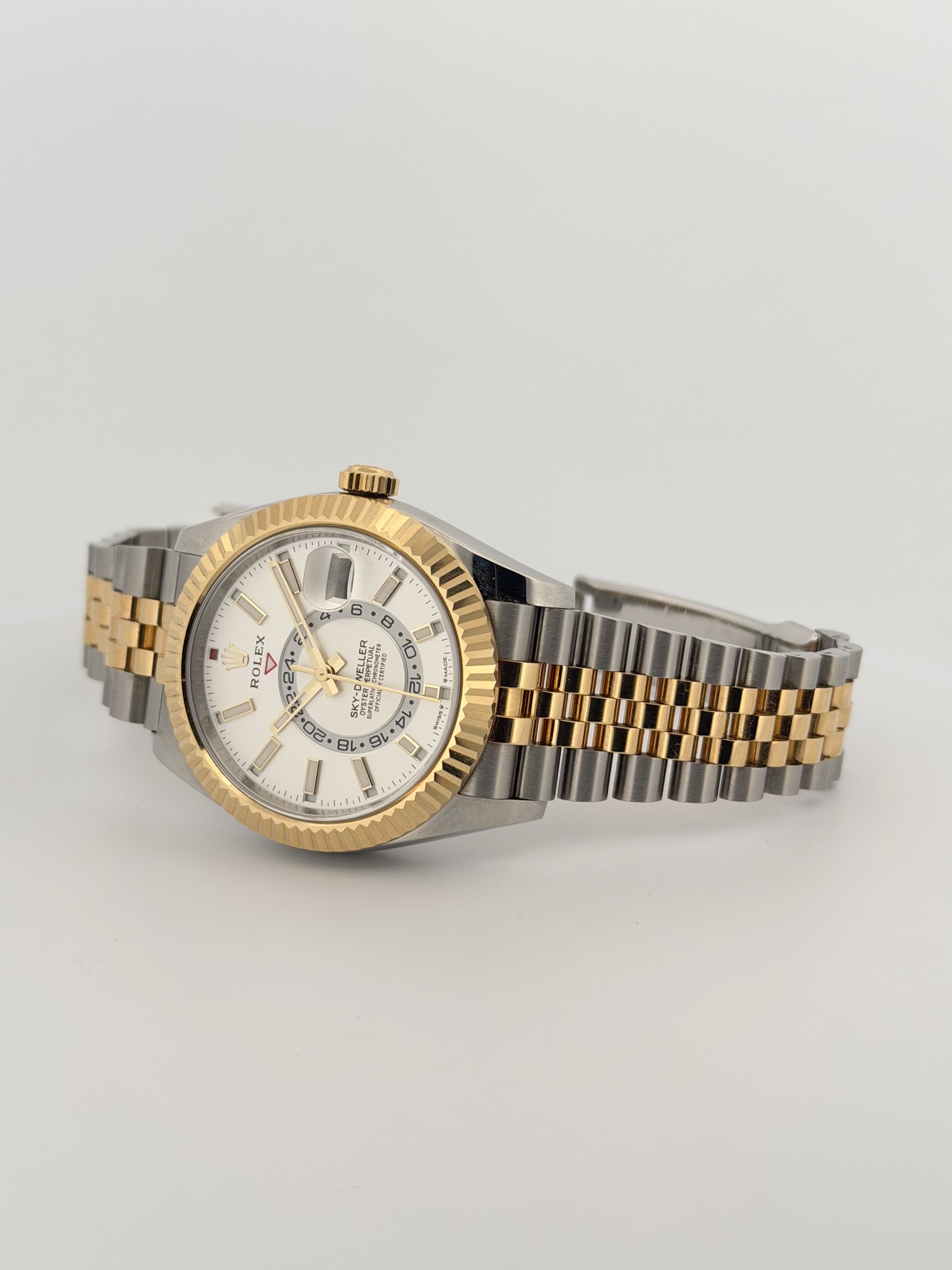 Rolex Sky-Dweller, photograph 10