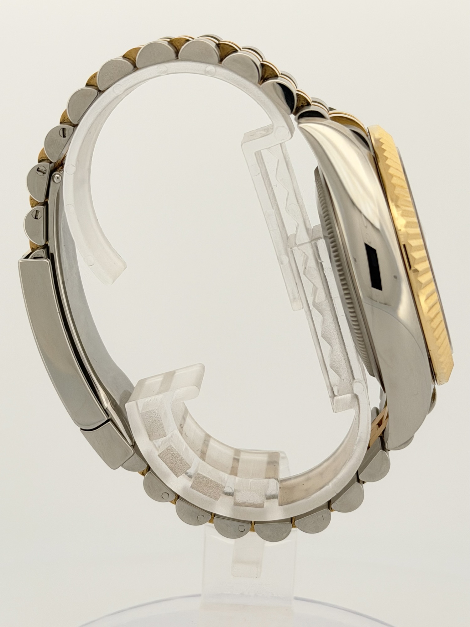Rolex Sky-Dweller, photograph 5