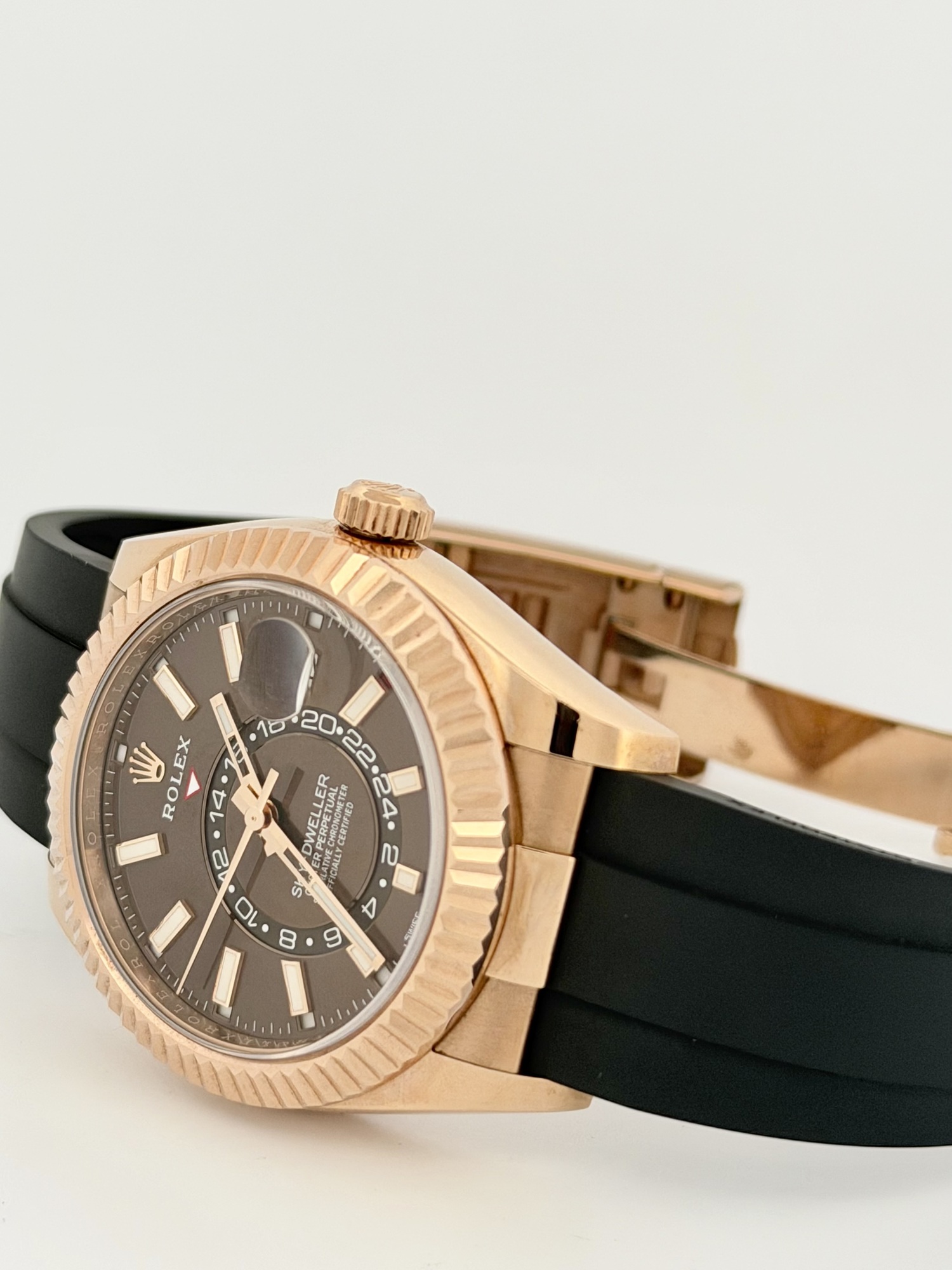 Rolex Sky-Dweller, photograph 12