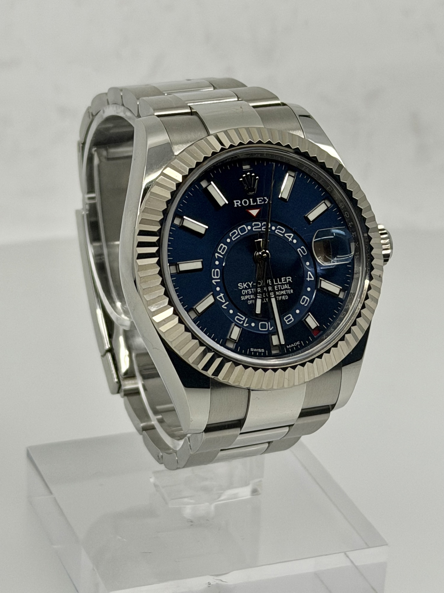 Rolex Sky-Dweller, photograph 1