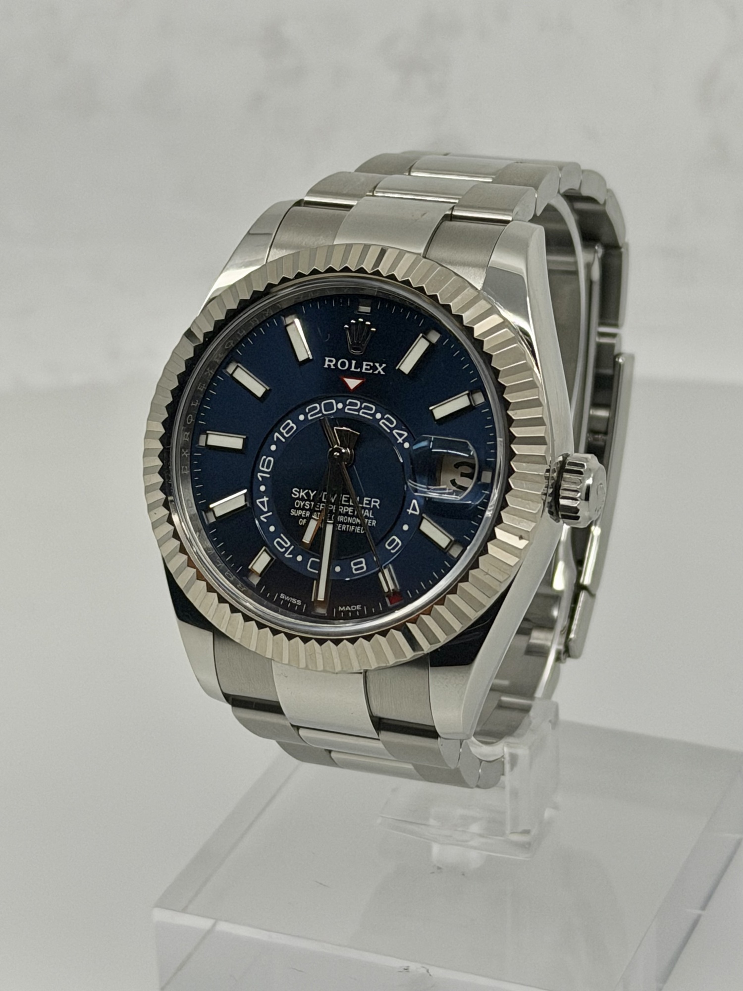 Rolex Sky-Dweller, photograph 2