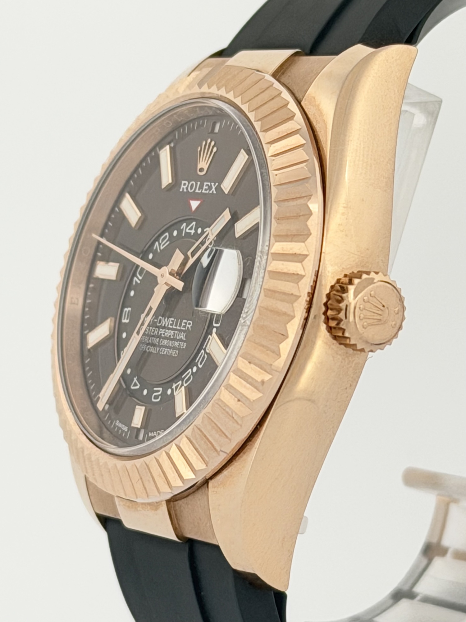Rolex Sky-Dweller, photograph 4