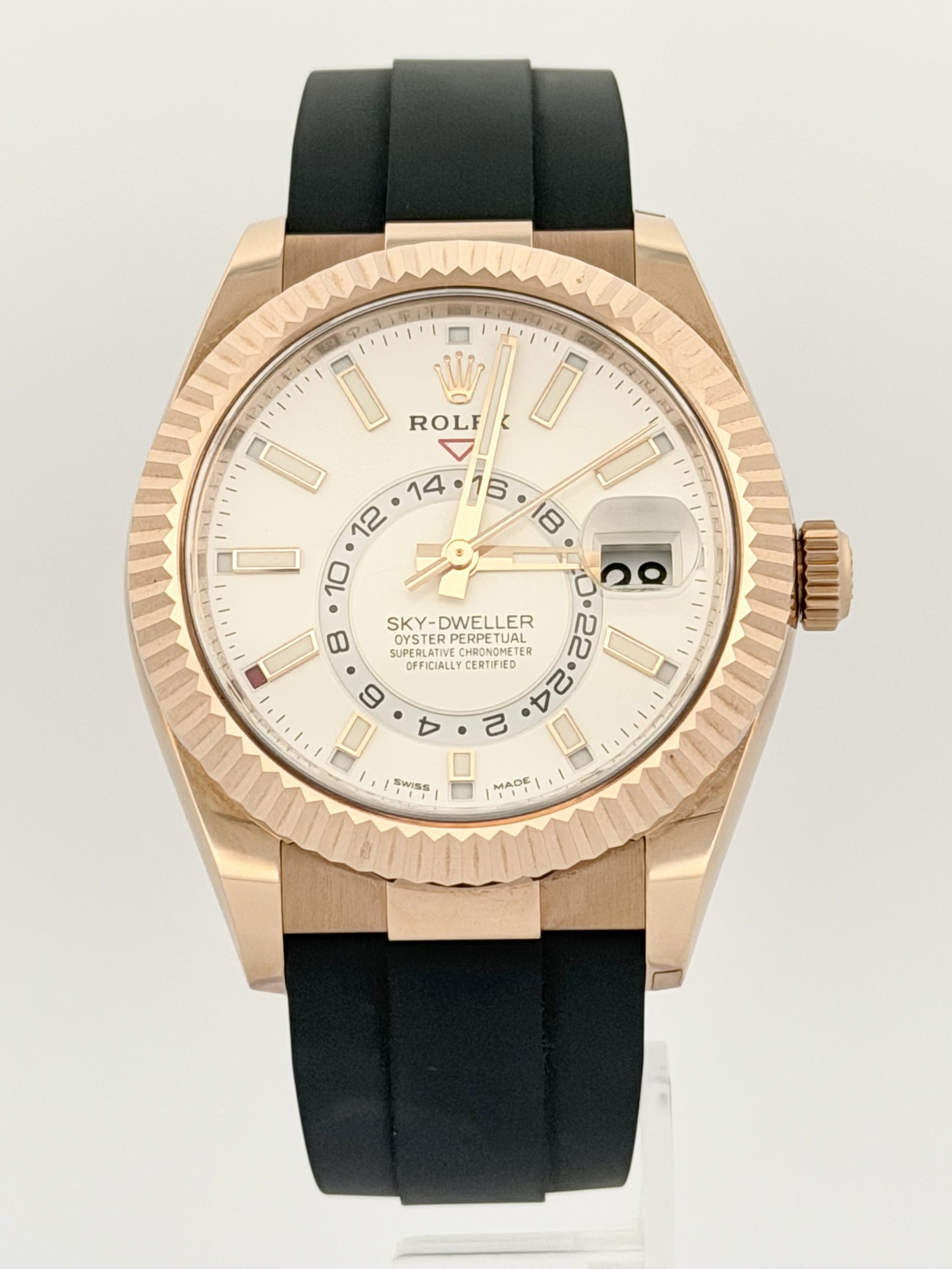 Rolex Sky-Dweller, photograph 4