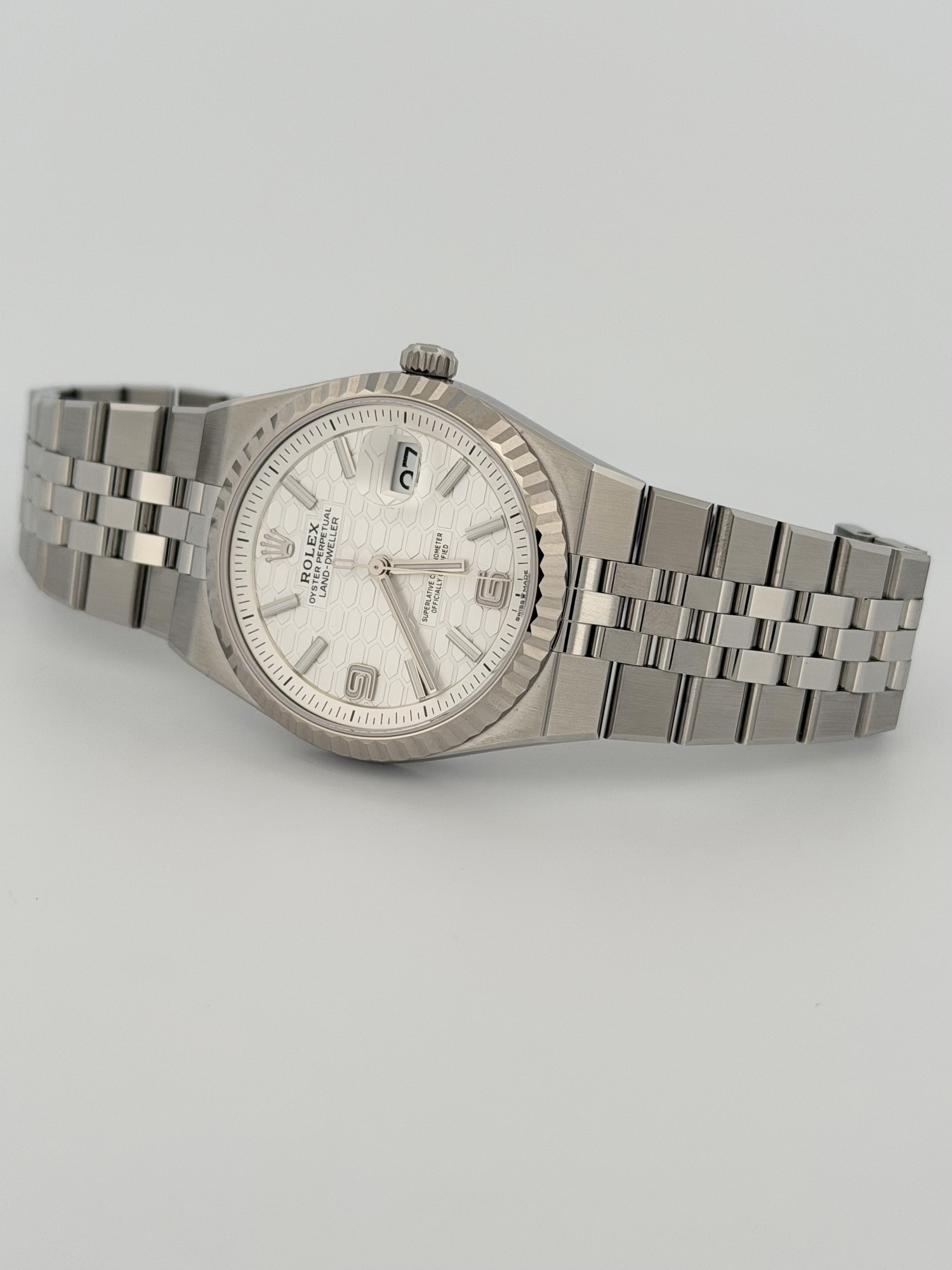 Rolex Land-Dweller, photograph 8
