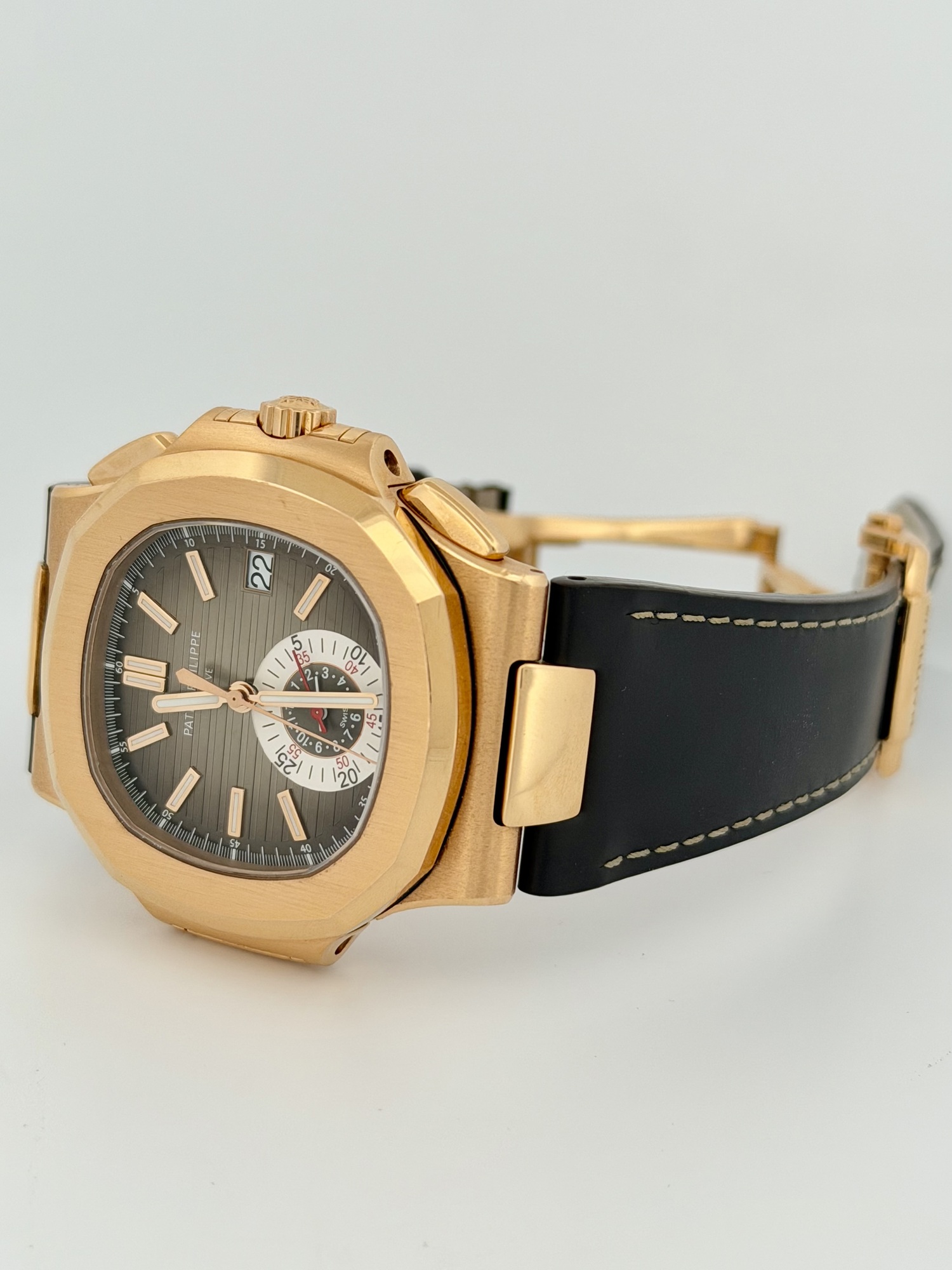 Patek Philippe Nautilus, photograph 8