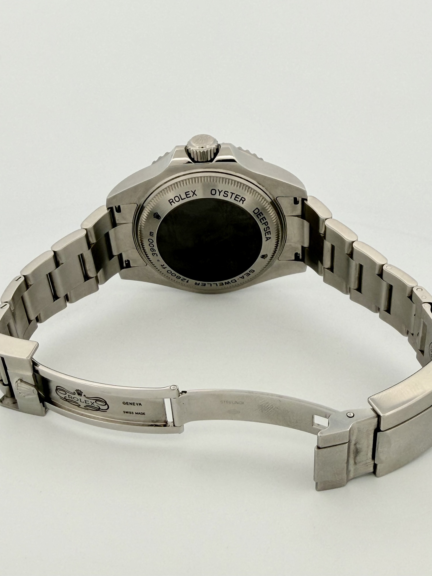 Rolex Sea-Dweller, photograph 5