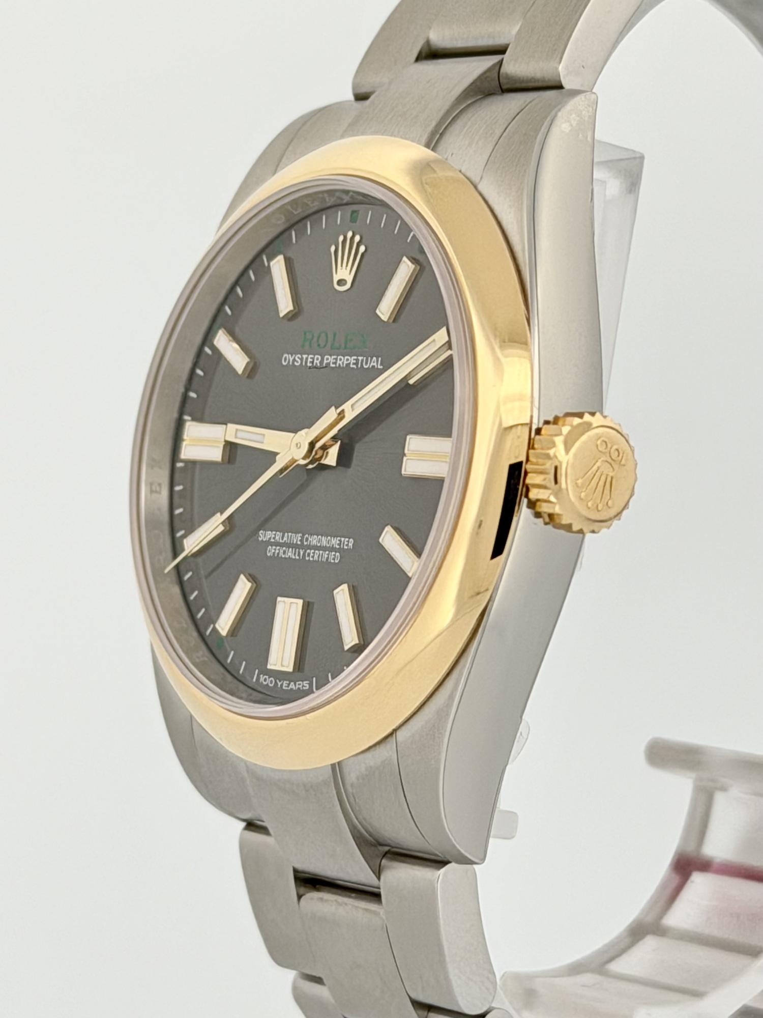 Rolex Oyster Perpetual, photograph 2