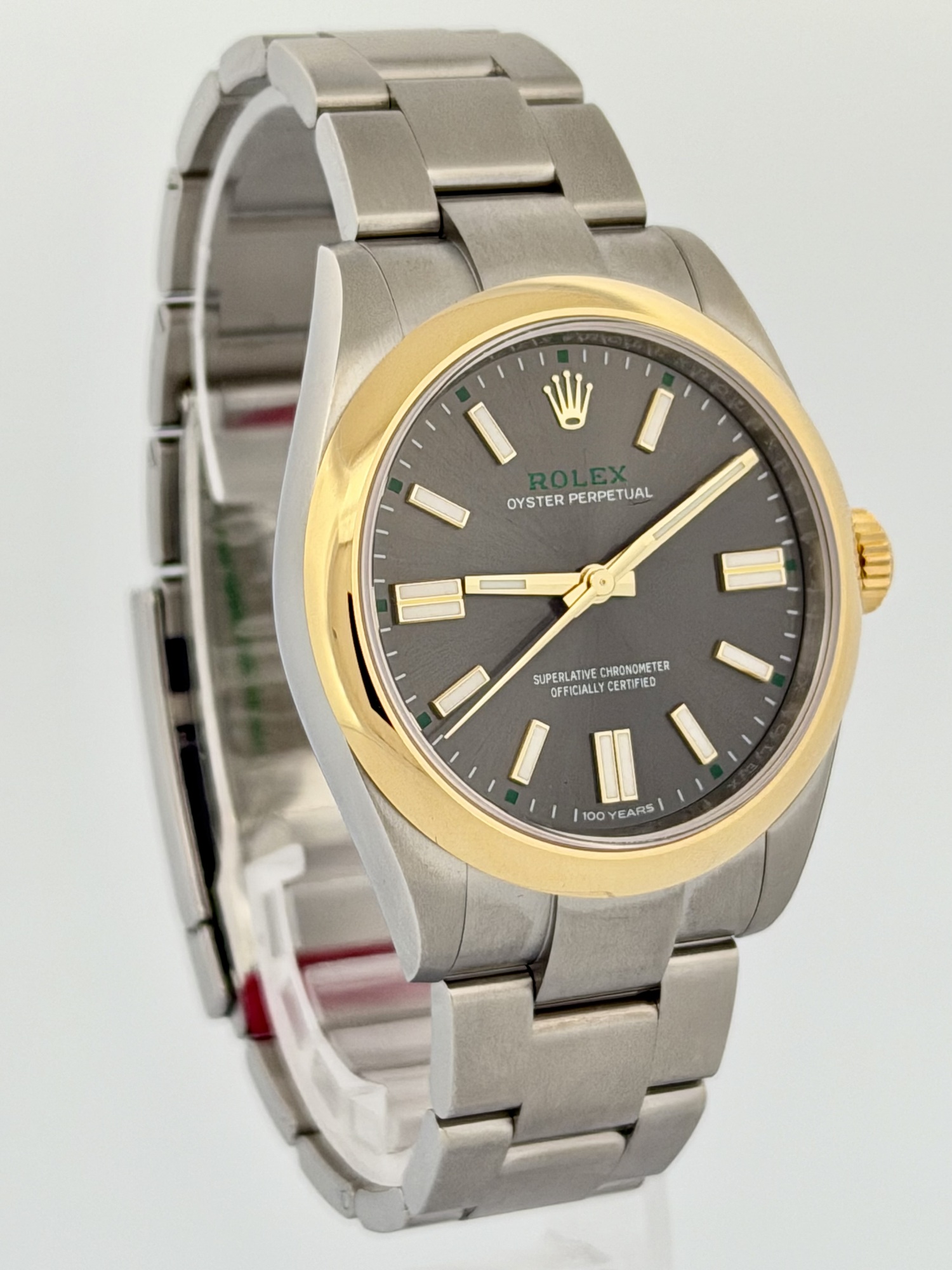 Rolex Oyster Perpetual, photograph 1