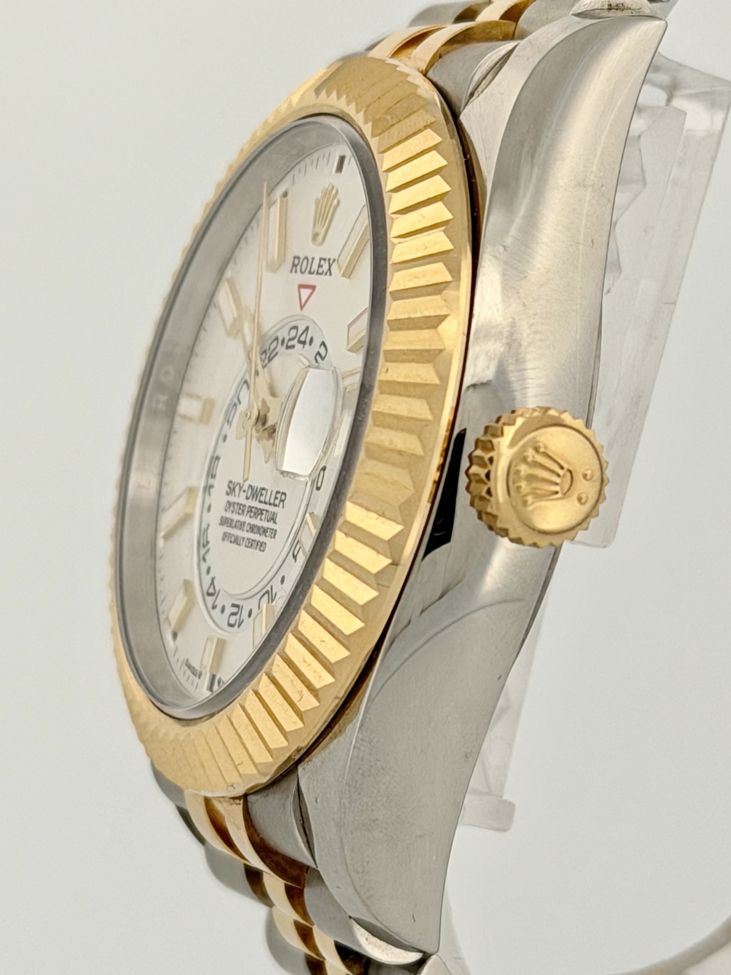 Rolex Sky-Dweller, photograph 3