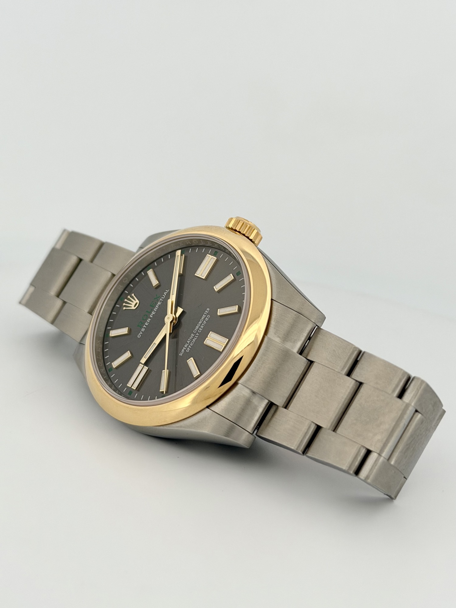 Rolex Oyster Perpetual, photograph 12